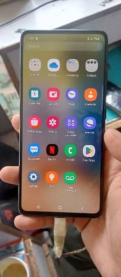 SAMSUNG GALAXY A51 6 GB ROOM AND 128 GB MEMORY