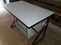 Iron table: size ; 3.5×2