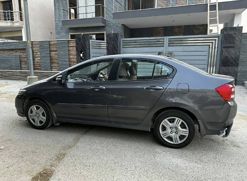 Honda City Aspire 2018 mint condition 0