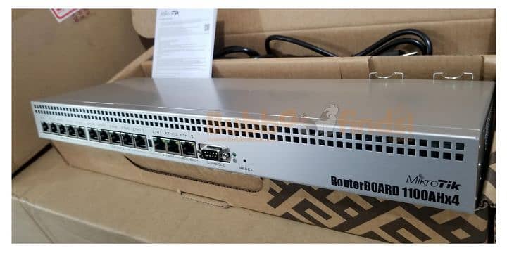 RB1100AHx4 Dude Edition - Ethernet routers - MikroTik Powerful 1U 0
