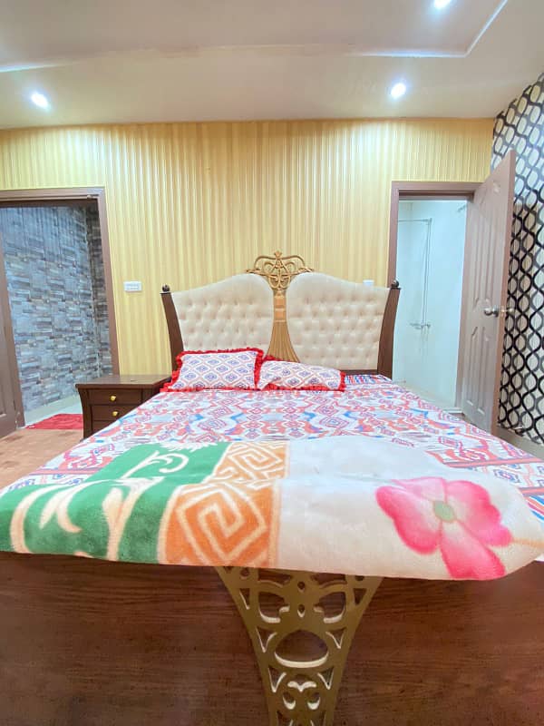 Fully furnished flat for rent 2 beds available in bharia town phase 8 5