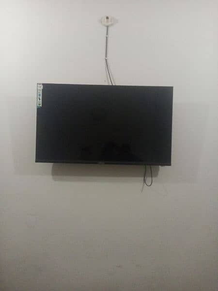 44" LED Android Samsung A1 piece 0