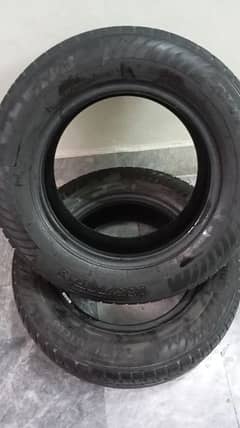 Tyre (165/70 R13)
