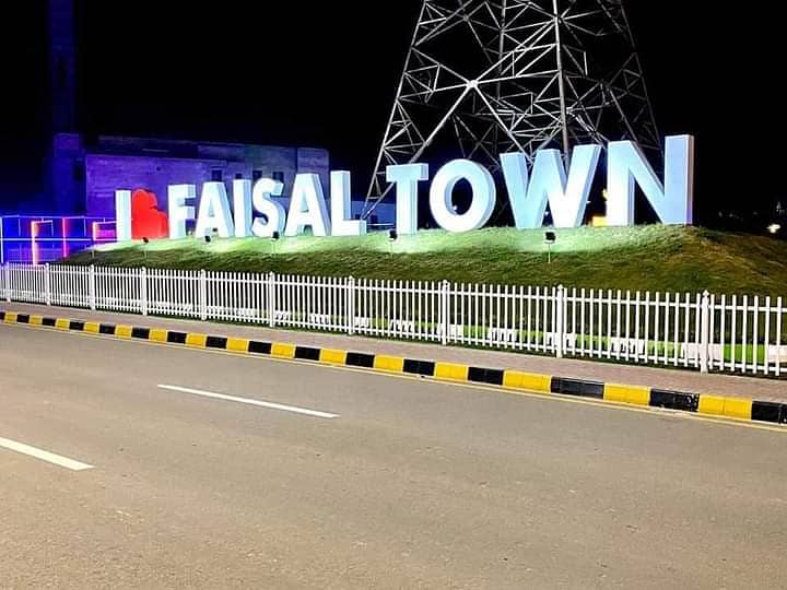 30-60 PLOT FOR SALE in FAISAL TOWN BLOCK B 34