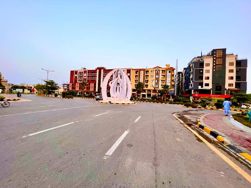 30-60 PLOT FOR SALE in FAISAL TOWN BLOCK B 44