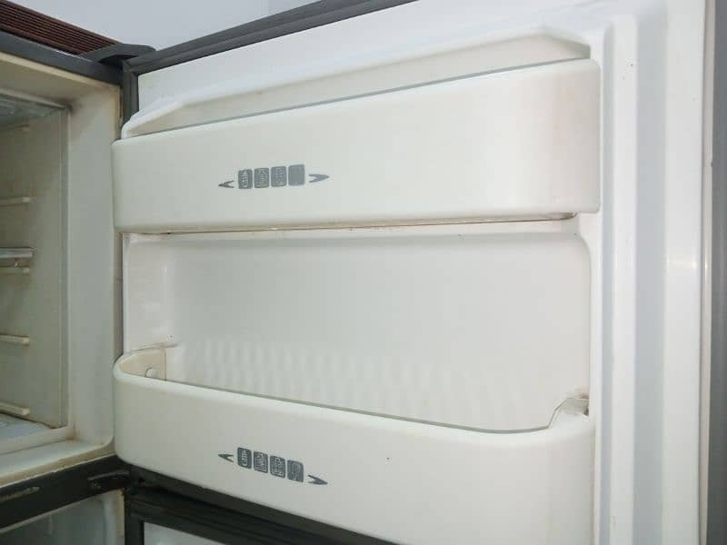 dawlance refrigerator for sale 7