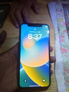 Iphone XS 64GB Water pack 8mnth sim working