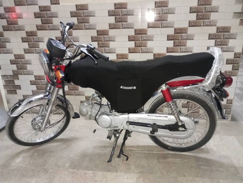 New motorcycle for urgent sale 3