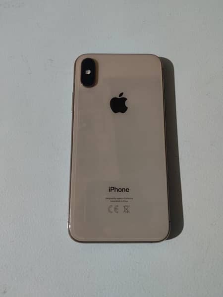 iphone xS golden colour, 6