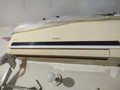 I want to sell my Kenwood ac only 5 day's used