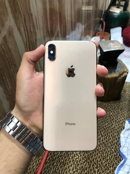 iPhone XS max 0