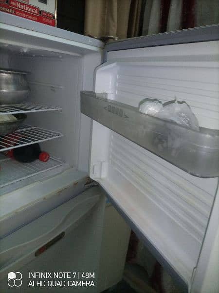 refrigrator full saiz 5