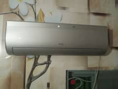 Gree 1.5 ton ( not inverter)  good condition