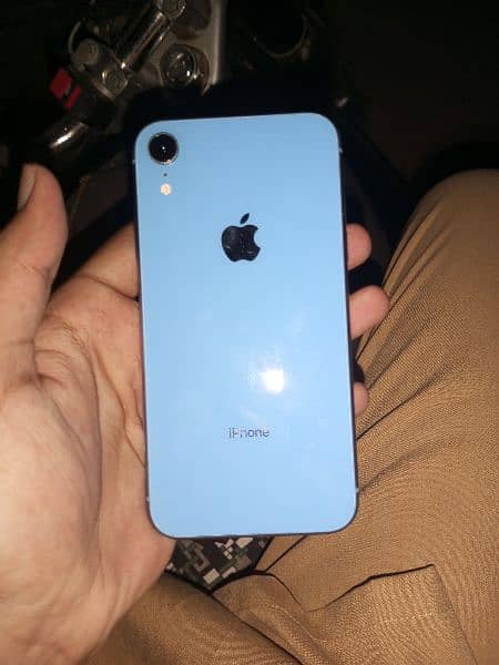 I phone XR 64gb 0