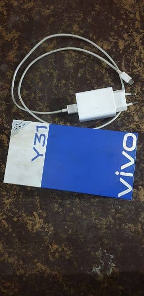 Vivo Y31 4