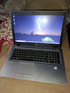 Laptop Hp i5 7th generation 8 GB ram 256 memory with SSD100% condition