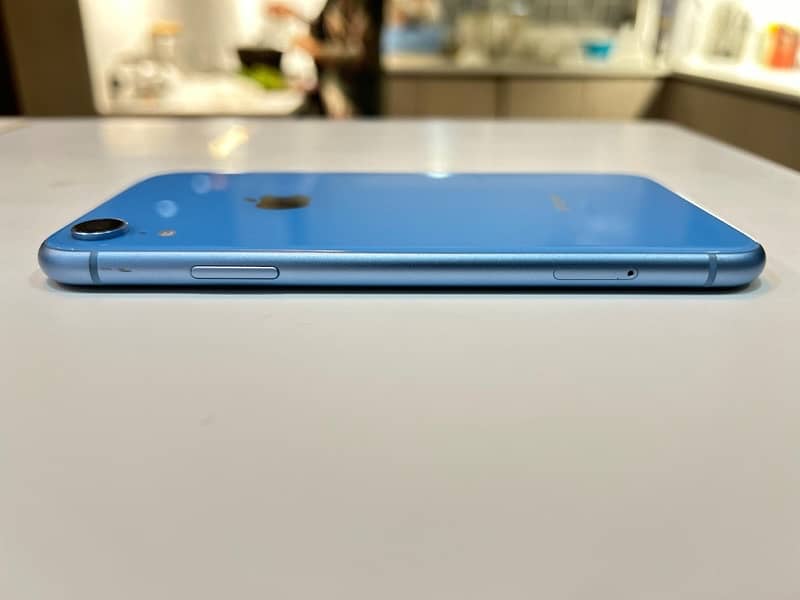 PTA Approved Iphone XR 64GB 6