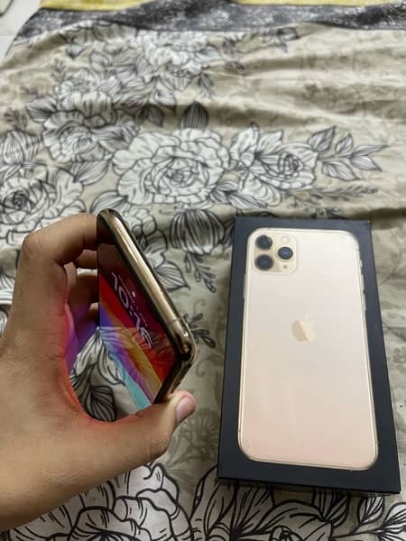 Iphone 11 Pro Max 256GB Factory with box 4