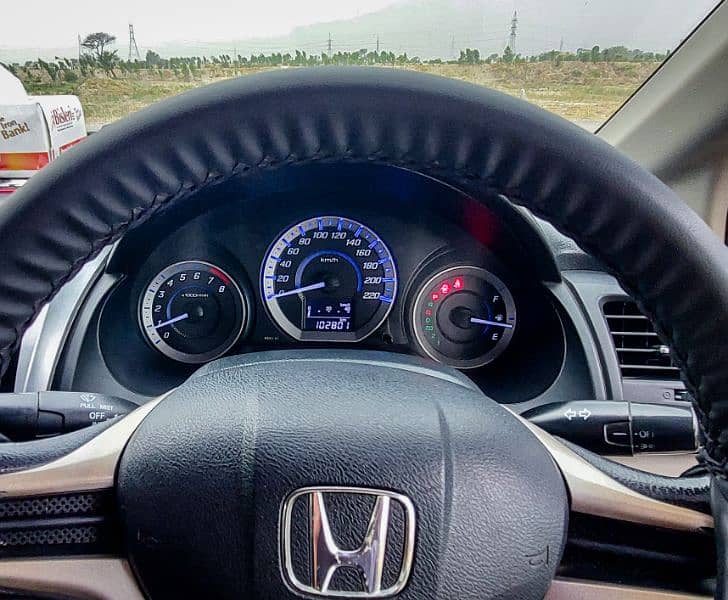 Honda City Aspire Prosmatec 1.5 i-vtec 2016 4