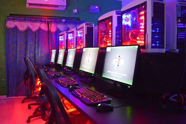 Complete Online Gaming Setup 0