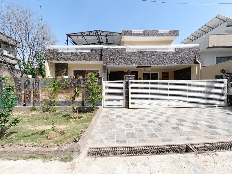 14 Marla House For Sale In Naval Anchorage - Block F Islamabad 0