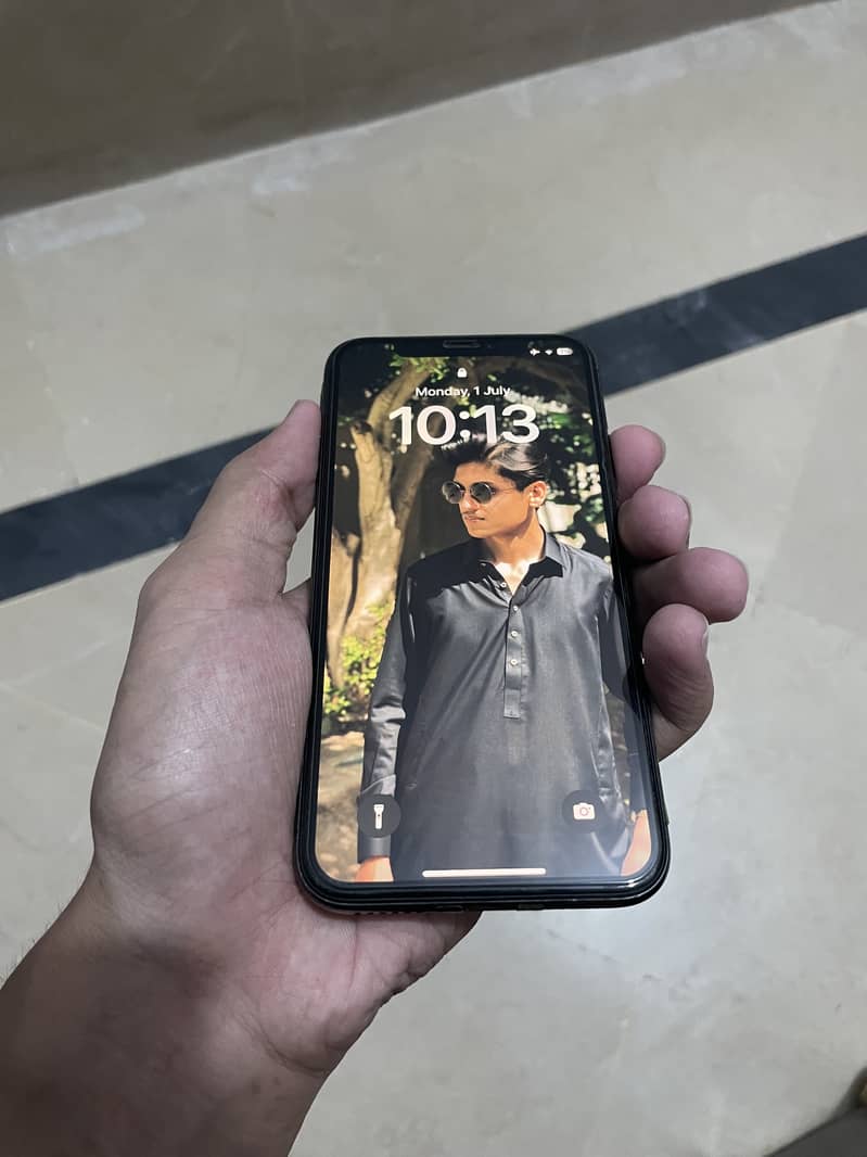 IPhone X Non PTA- 64 GB 0