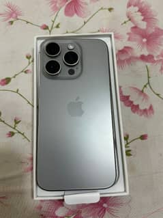 IPhone 15 Pro Natural Titanium