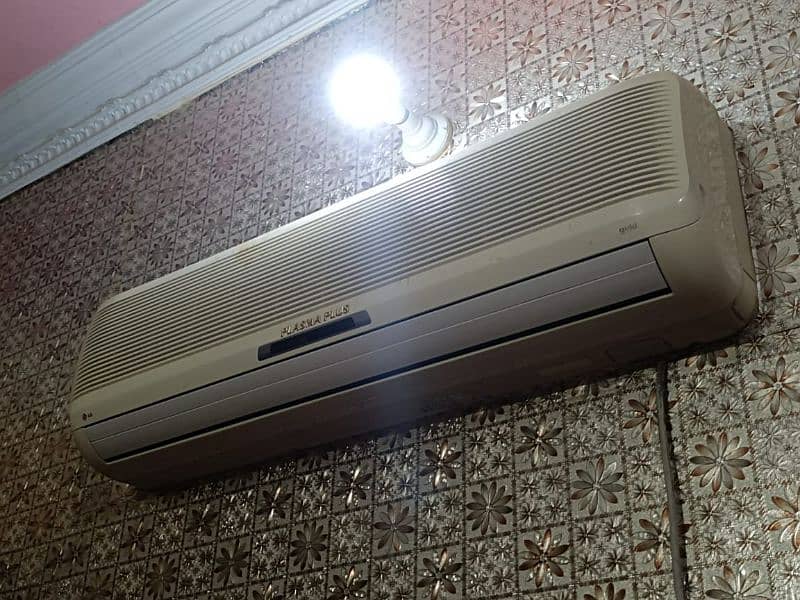 LG 1.5 Ton Split Air conditioner 0
