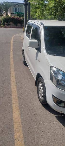 Suzuki Wagon R 2018 3