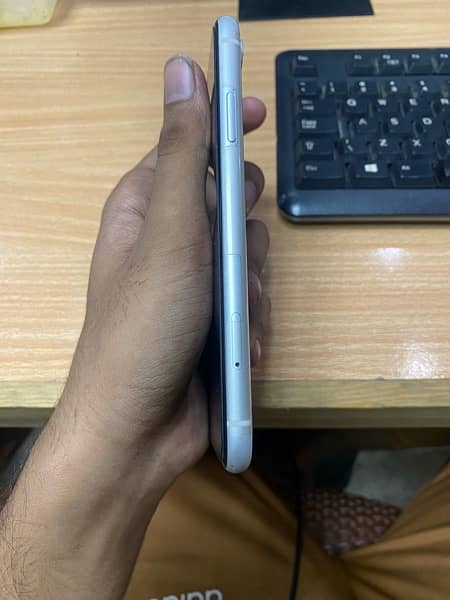 iPhone XR non pta jv 3