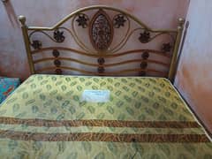 Iron rod Double bed with mattress 0