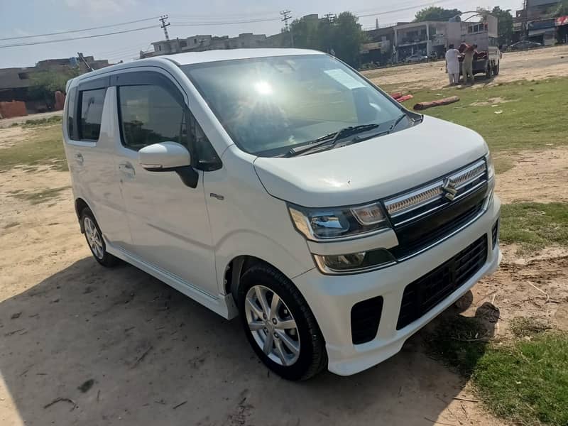 Suzuki Wagon R Hybrid 17