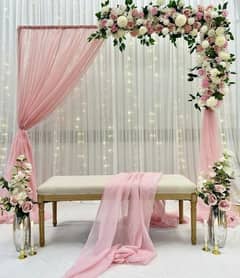 Fresh and artificial flowers Specialist stage decor