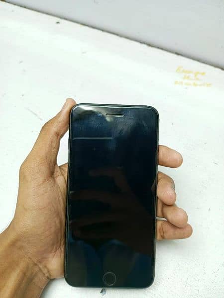 urgent sell I phone 7+ 4