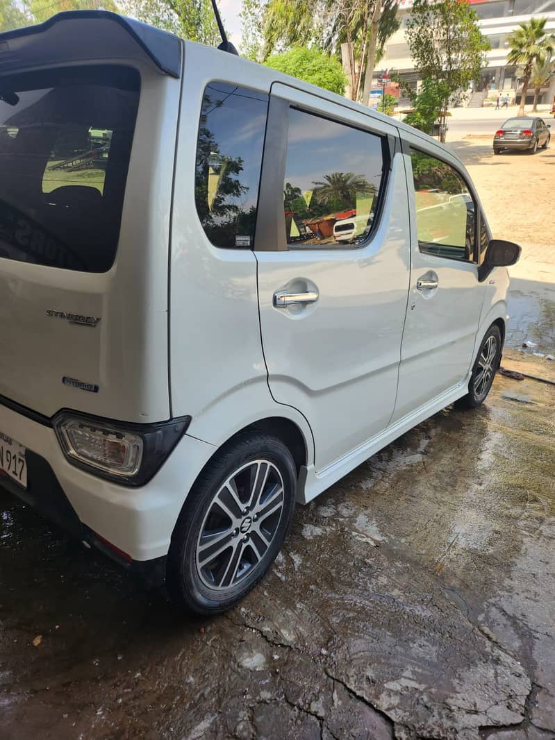 Suzuki Wagon R Stingray 2017 1