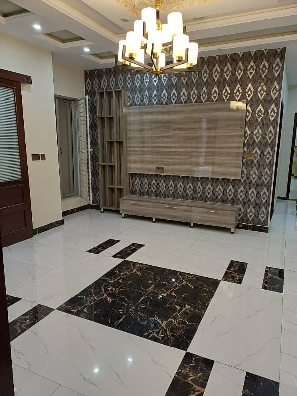5 Marla Brand New luxury Spanish House available For rent Prime Location Near ucp University or Emporium Mall, Shaukat Khanum Hospital 0