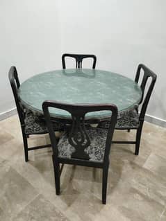 Four person dinning table