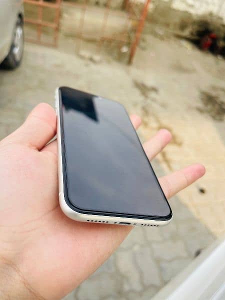 iPhone 11 non pta JV 64gb 10by10 condition battery change 3