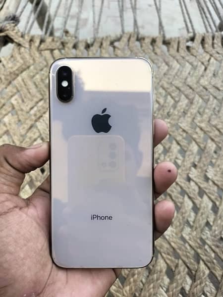 Iphone Xs non pta factory unlock zong ki sim work. 03049007479 0