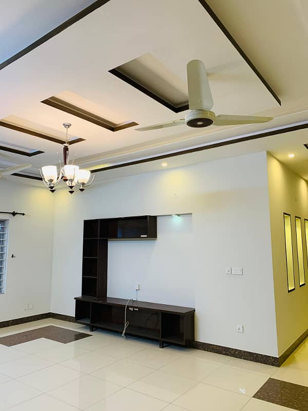 1 kanal Beautiful Designer Modern Full House For Rent In GATE 4 DHA Phase 2 Islamabad 13