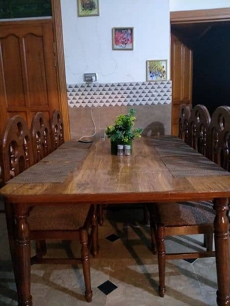 Dining Table with 6 chair for sale 1