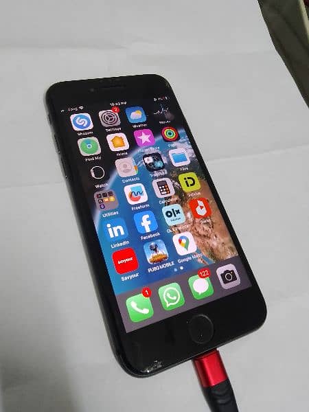 Iphone-8, black color,64-gb,battery health 80-percent original 0
