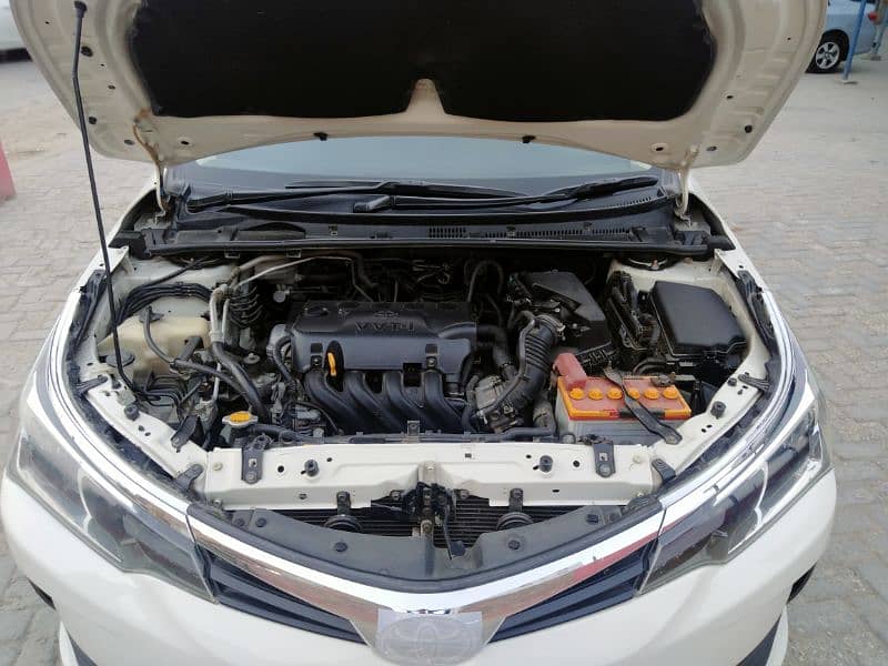 Toyota Corolla GLI 2018 b to b jeniun 9