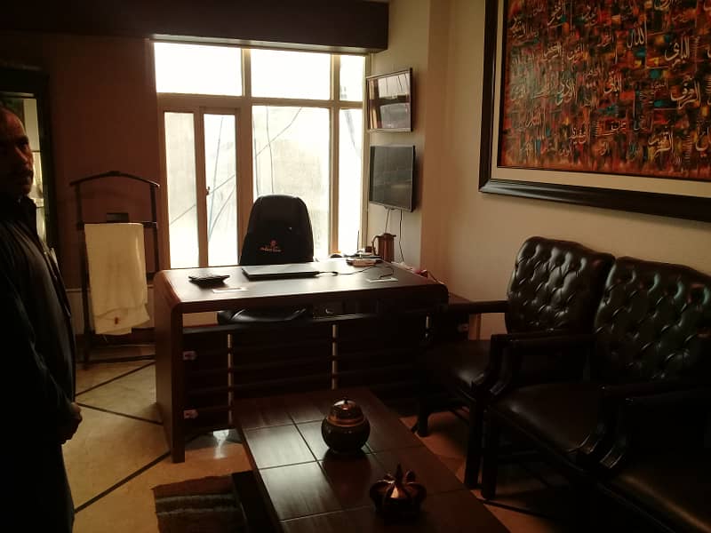 I-8 MARKAZ 836 SQ. FEET FULLY FURNISHED OFFICE REAL PICS ATTACHED 3