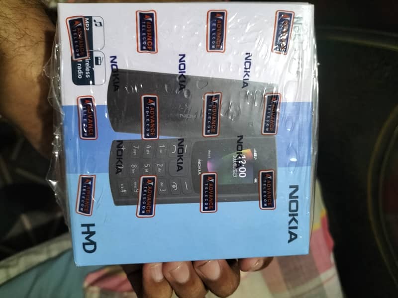 Nokia 106 box pack 0
