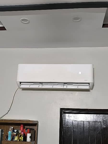 Inverter AC - TCL T3 Pro - 1.5 tonn - Wifi model, shows consumption 0