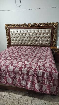king size bed with metress and dressing table for sell