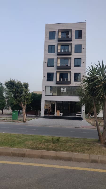 Spacious One-Bedroom Apartment Available for Rent Bahria Town Lahore Prime Location 0