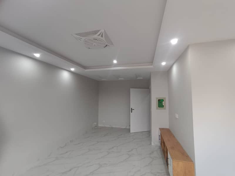 Spacious One-Bedroom Apartment Available for Rent Bahria Town Lahore Prime Location 3