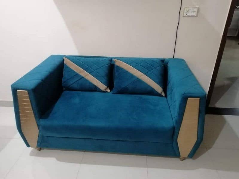 Faisal sofa 0
